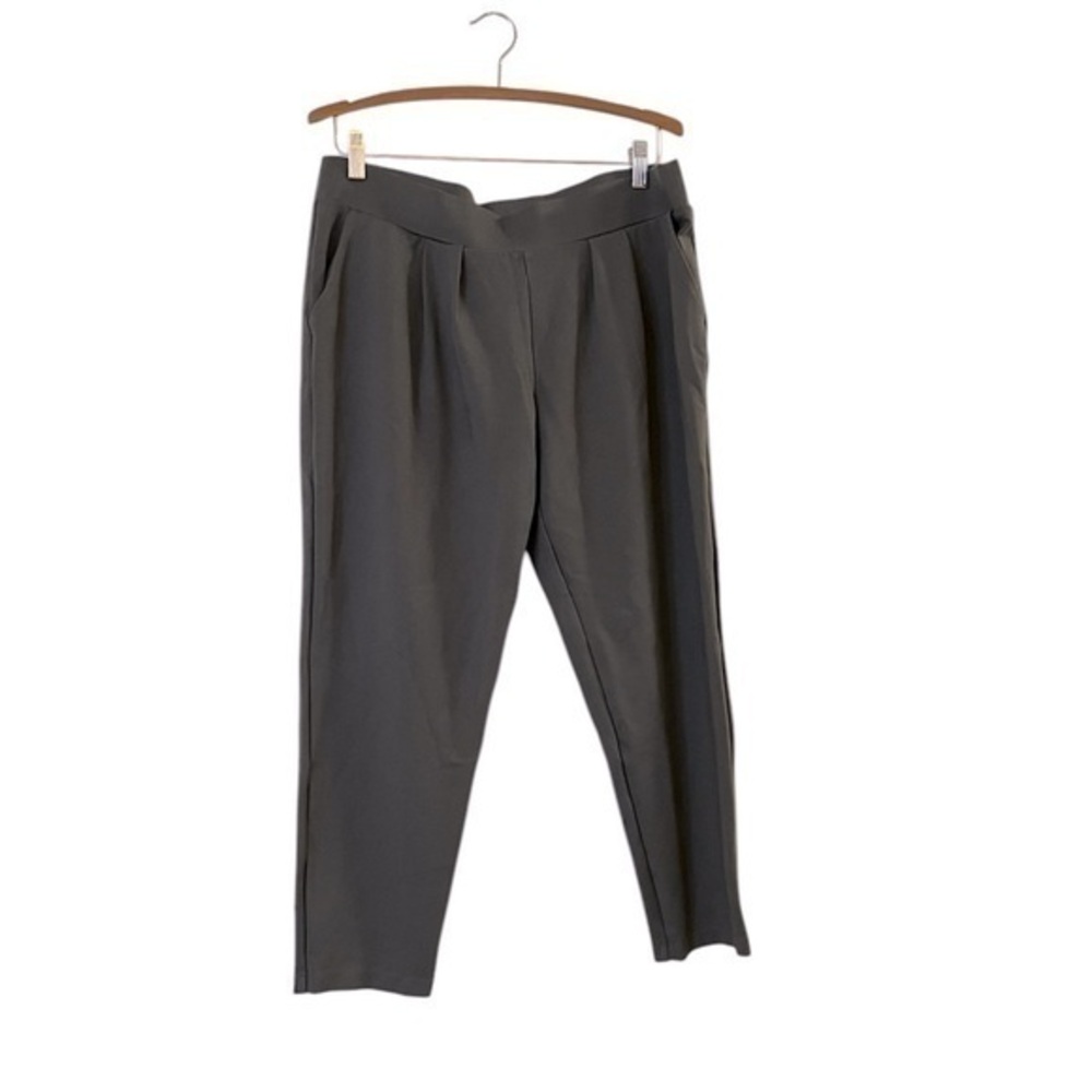 Modern Ambition Pleated Pull On Ponte Knit Ankle Pants, Volcanic Ash Blue-Gray